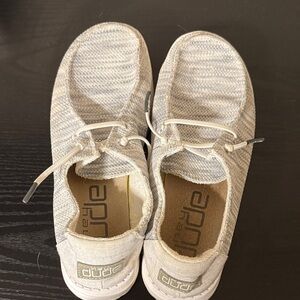 Hey Dude Women's Shoes in Cream and Tan